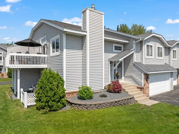 2823 Riverwood Ln NW, Rochester, MN 55901