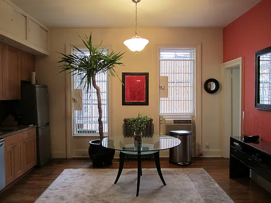 Rented by Town Residential | media 32