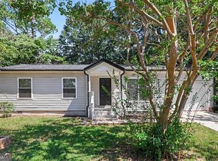 32 Westgate Park Ln, Newnan, GA 30263