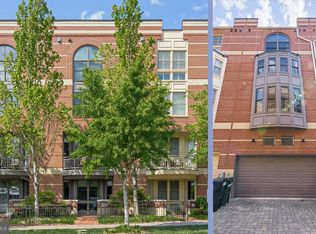 1622 N Rhodes St, Arlington, VA 22209