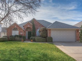 6909 Spring Valley Way, Fort Worth, TX 76132