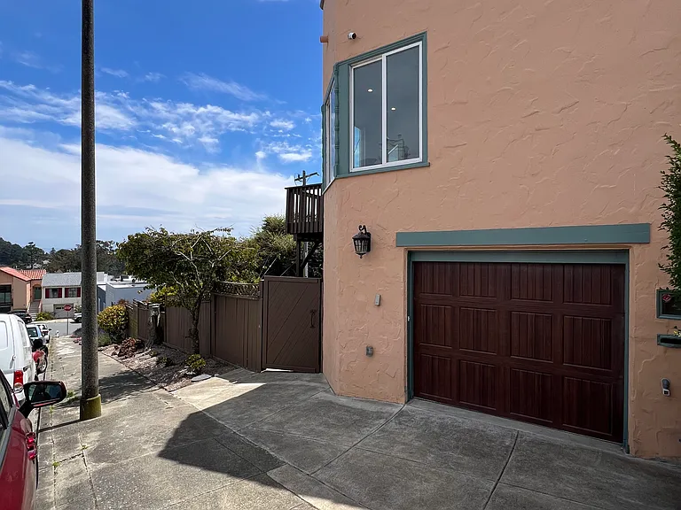 35 Reposa Way — Photo 3