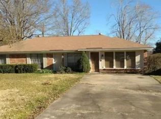 38 Fair Oaks Cir, Monroe, LA 71203