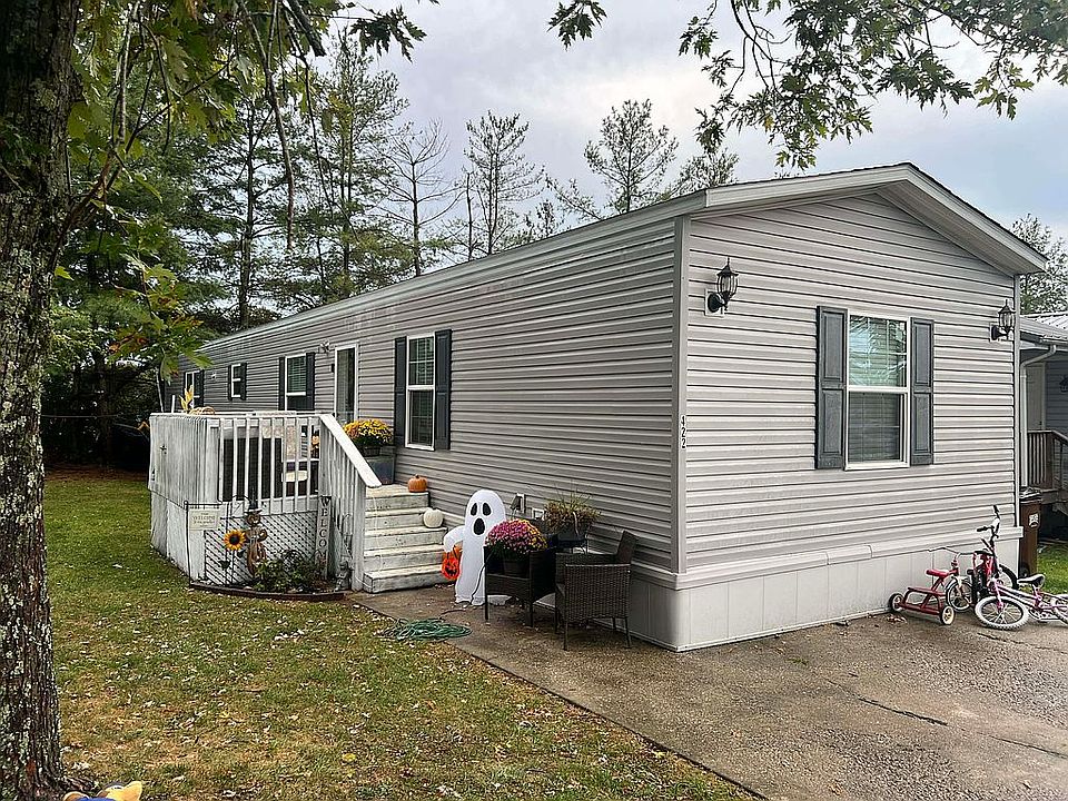 1st image of 422 Hawthorne Dr