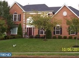 3 Fairwind Ln, Exton, PA 19341