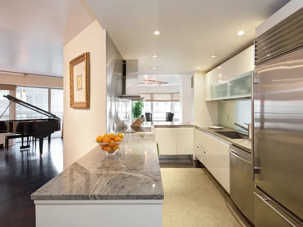 240 East 47th Street image 1 of 4