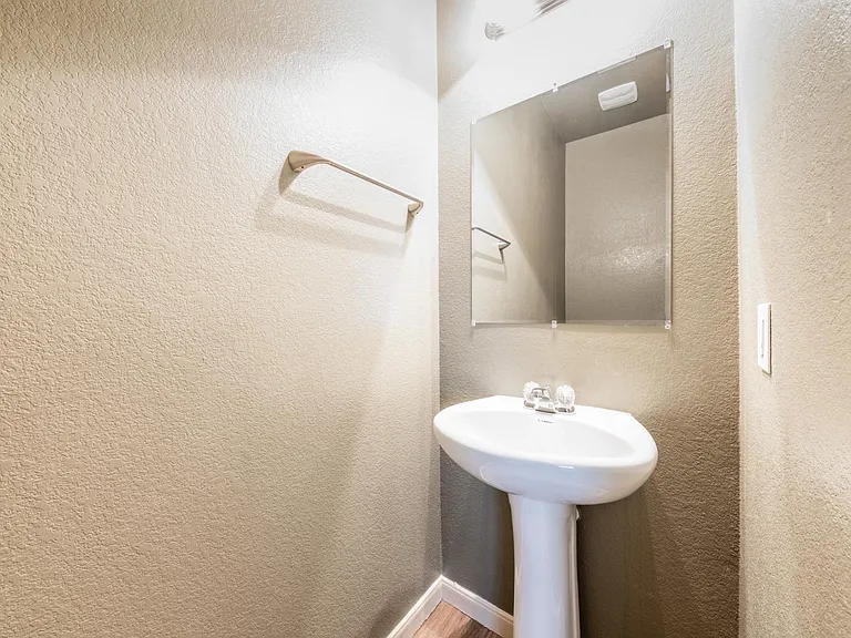 Half Bath (Powder)