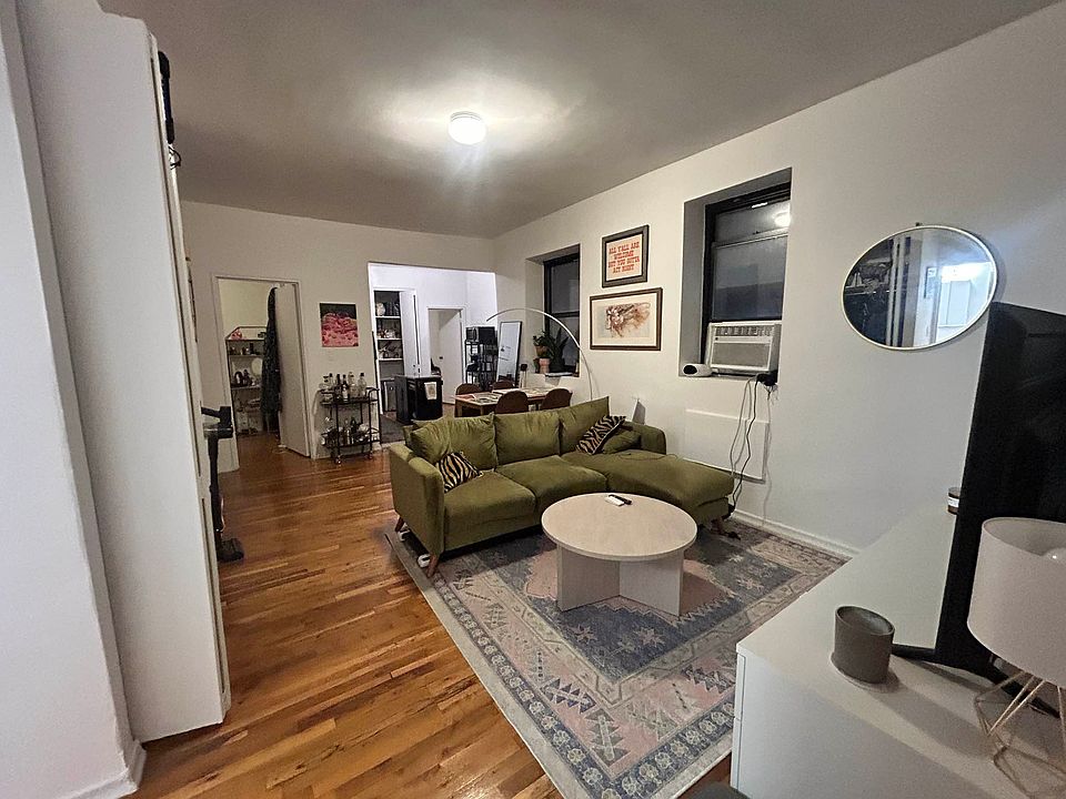 1st image of 1469 Lexington Ave APT 21