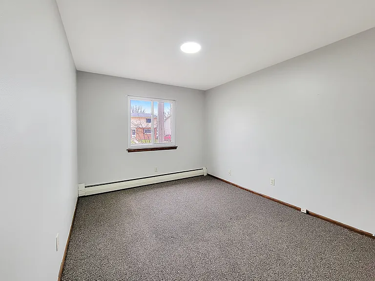 5510 58th Ave #7 — Photo 11