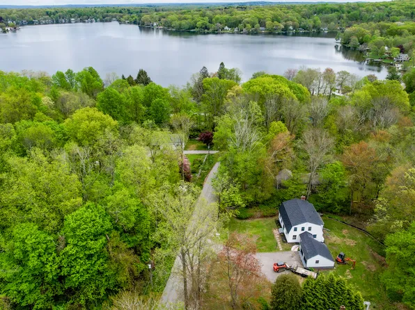 57 Erdoni Road, Columbia, CT 06237