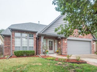 1301 N Hemlock Ave, Broken Arrow, OK 74012