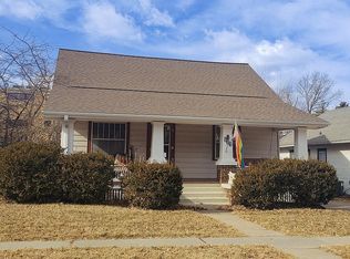 619 S 37th St, Lincoln, NE 68510