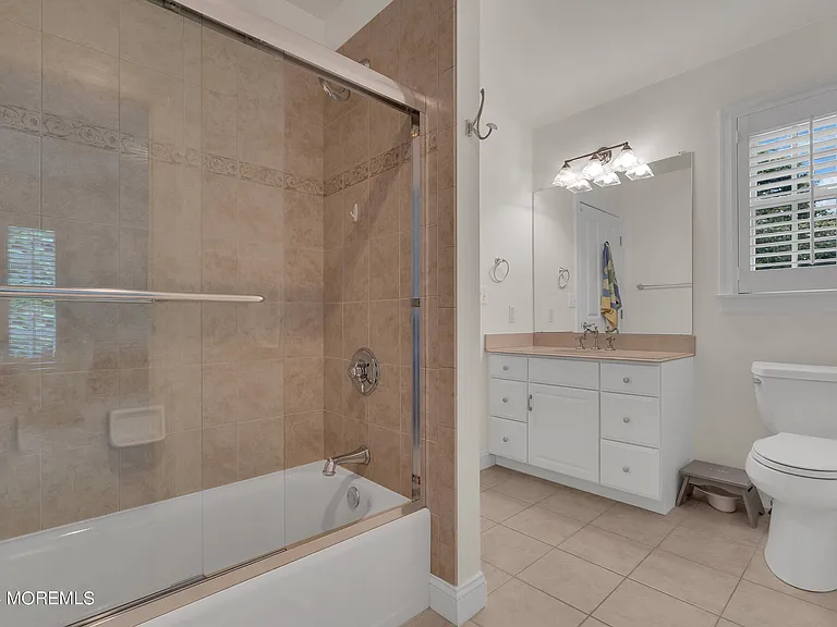 314 Jersey Ave — Photo 23