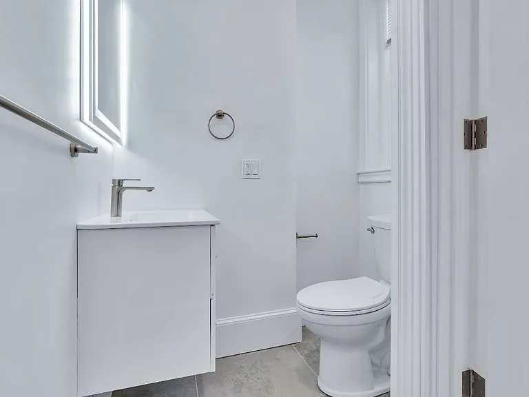 1024 Commonwealth Ave #506 — Photo 22