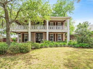 2 Plantation Oaks Dr, Mary Esther, FL 32569