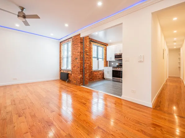 212 East Tremont Avenue image 4 of 22