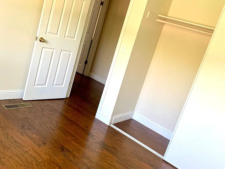 Pitch Pine Ct — Photo 5