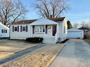 2237 Marshall Pkwy, Waukegan, IL 60085