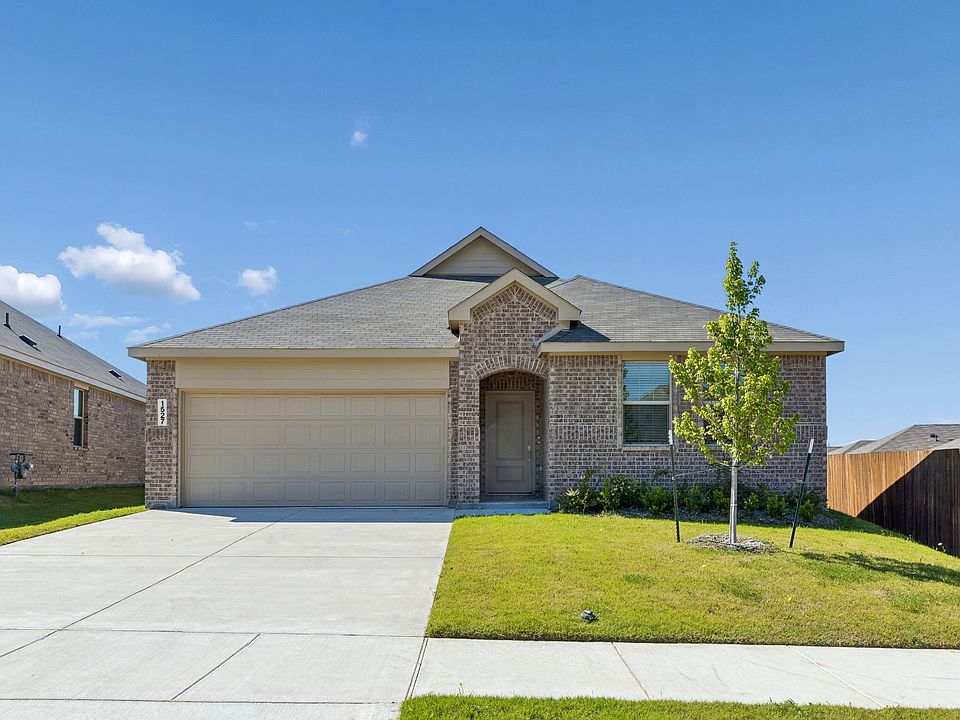 1st image of 1527 Fearless Ln