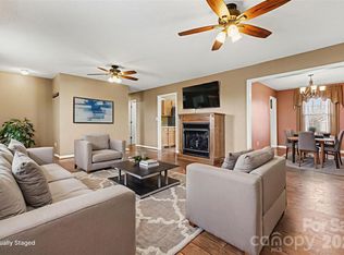 1976 McIlwain Rd, Lancaster, SC 29720