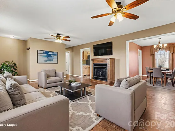 1976 McIlwain Rd, Lancaster, SC 29720