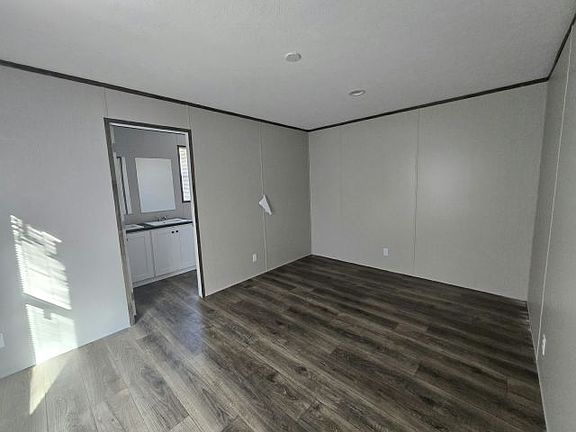 3rd image of 1325 Wenlon Dr Lot 63