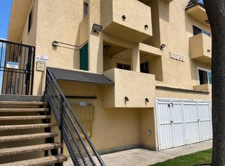 10055 Samoa Ave APT 101, Tujunga, CA 91042