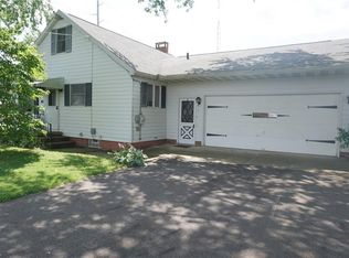 9353 Maple Ave SE, East Sparta, OH 44626