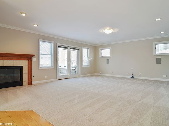 4th image of 1428 N Mitchell Ave