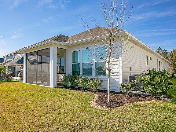 4th image of 471 Vista Lake Cir