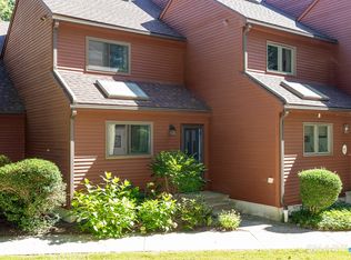 97 W Main St APT 47, Niantic, CT 06357