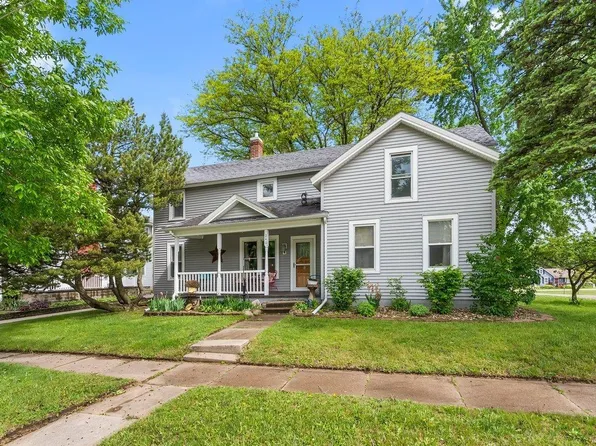 240 Washington St, Denver, IA 50622