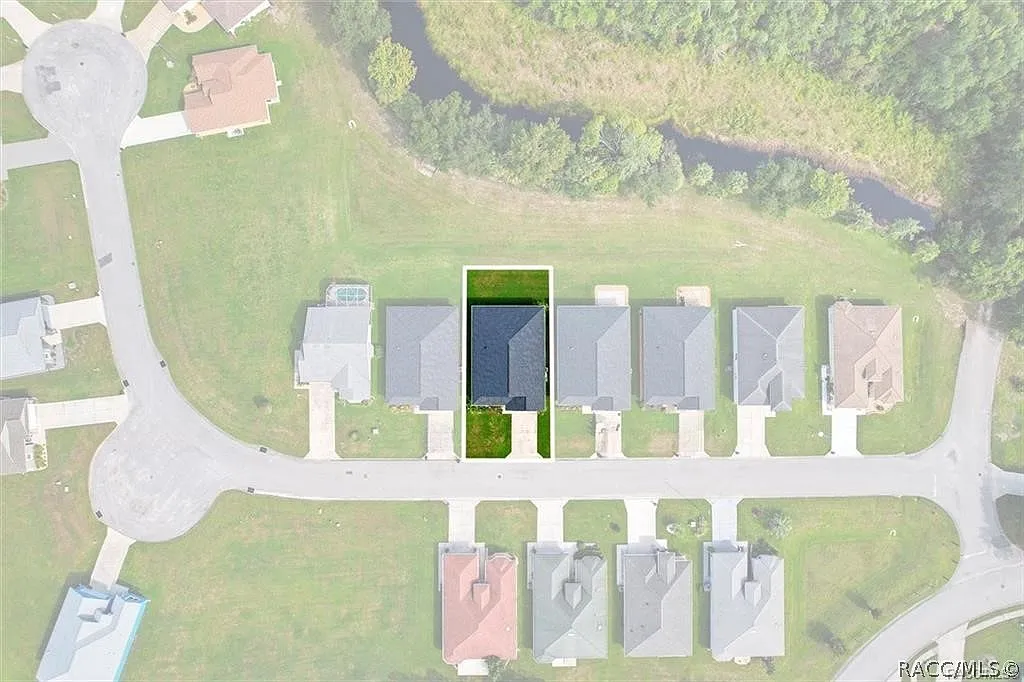 3 bed, 2.0 bath, 1754 sqft, $2,200 — Photo 4
