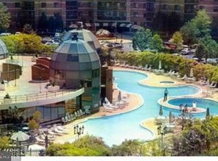 8370 Greensboro Dr APT 104, Mc Lean, VA 22102