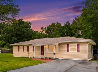 201 Cedar Ln, Edgewater, MD 21037
