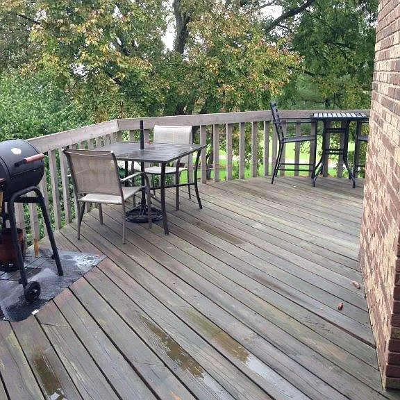 Main deck overlooking golf course