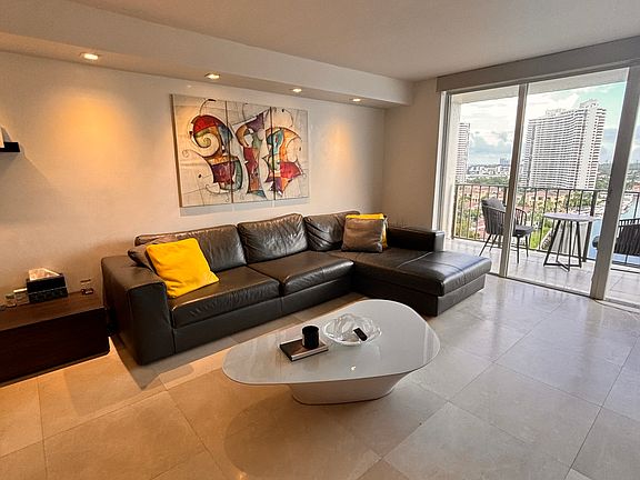 2nd image of 1331 Brickell Bay Dr APT Bl21