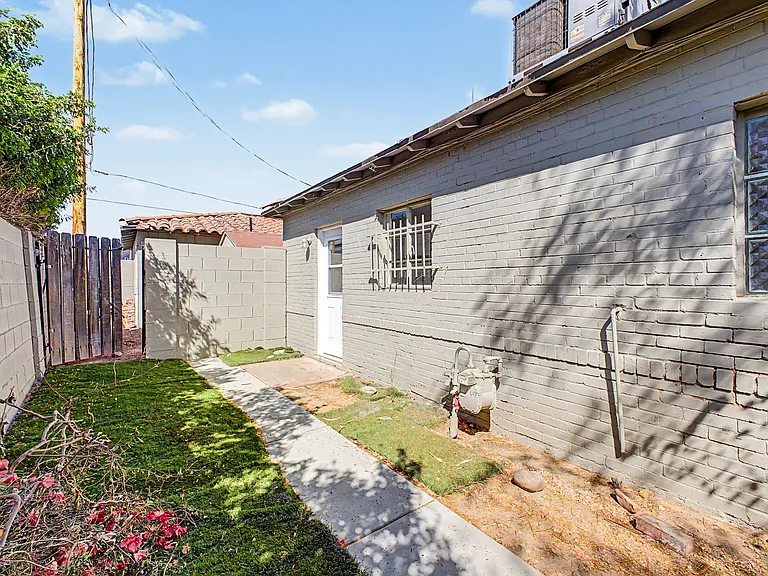 602 E San Juan Ave #3 — Photo 11