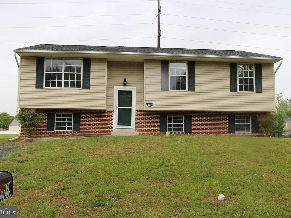 29239 Corbin Pkwy