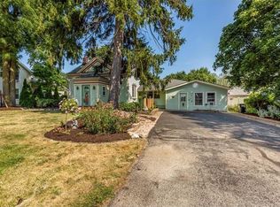 8266 Clinton Macon Rd, Clinton, MI 49236