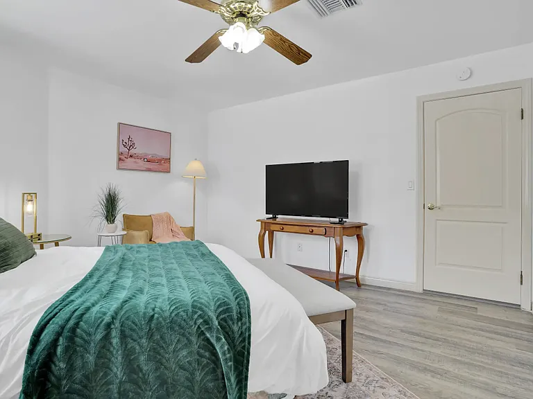 2666 N Girasol Ave — Photo 45
