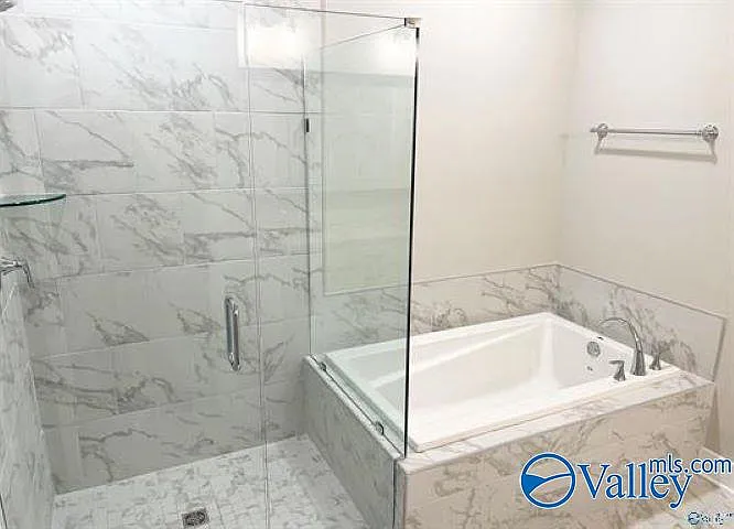 429 Tillane Park Cir — Photo 12