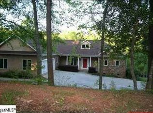 48 Southwood Dr, Greenville, SC 29605