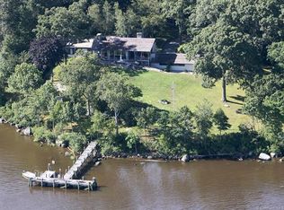 41 Watrous Point Rd, Old Saybrook, CT 06475