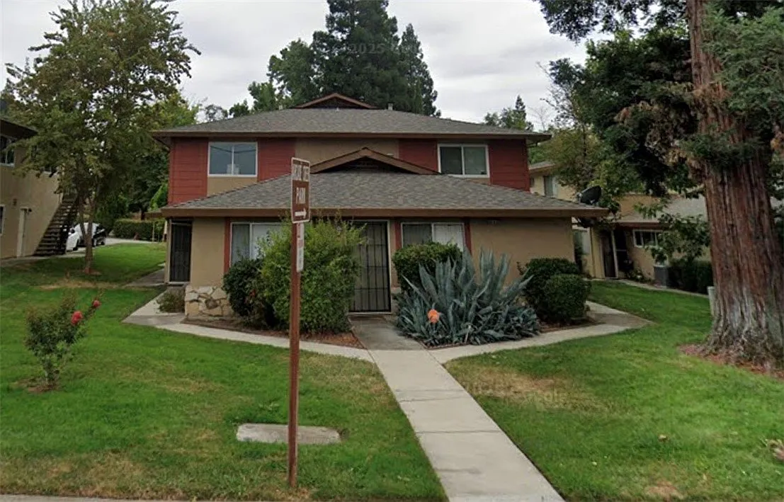 5642 Madison Ave photo 1