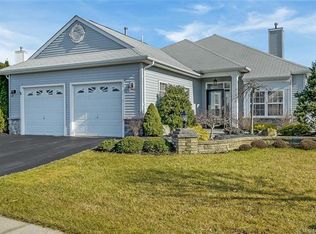 11 Trevi Ct, Manchester, NJ 08759