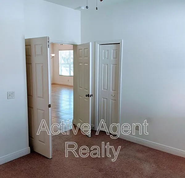1882 W Angelica Loop — Photo 10