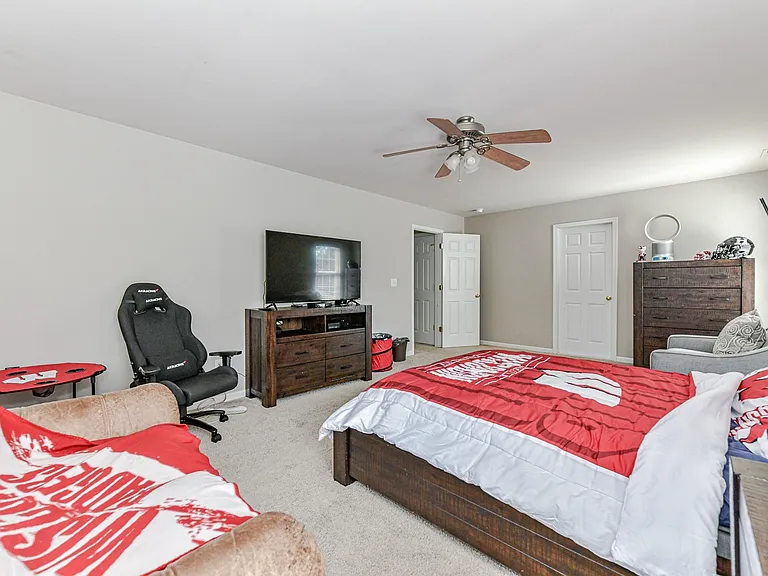 16829 Hampton Trace Rd — Photo 40