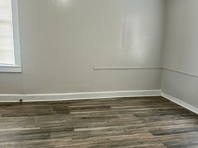 514 S College St — Photo 36