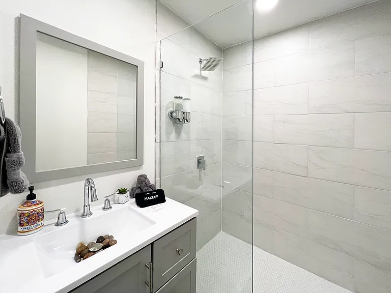 9241 Markanne Dr — Photo 6